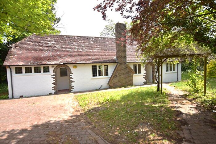 3 Bedroom Bungalow To Rent In Starrock Road, Coulsdon, CR5