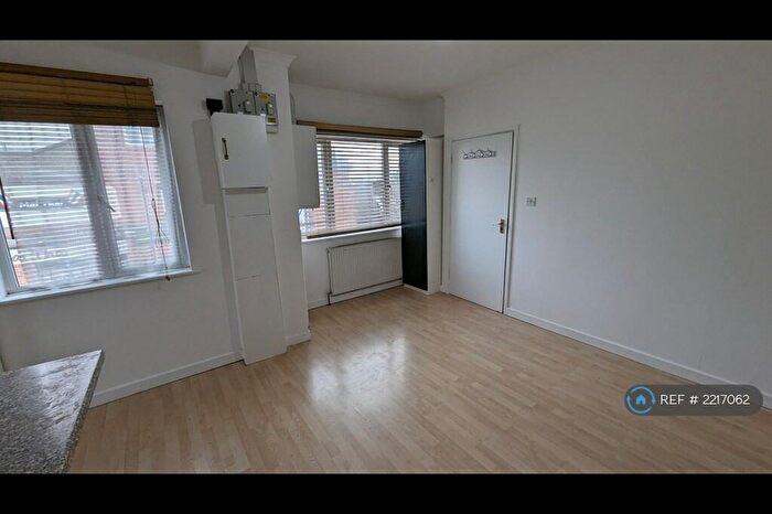 1 Bedroom Flat To Rent In Shirley Road, Southampton, SO15