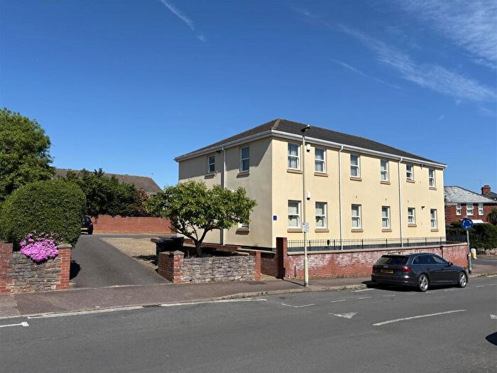 2 Bedroom Apartment To Rent In Exeter, EX2