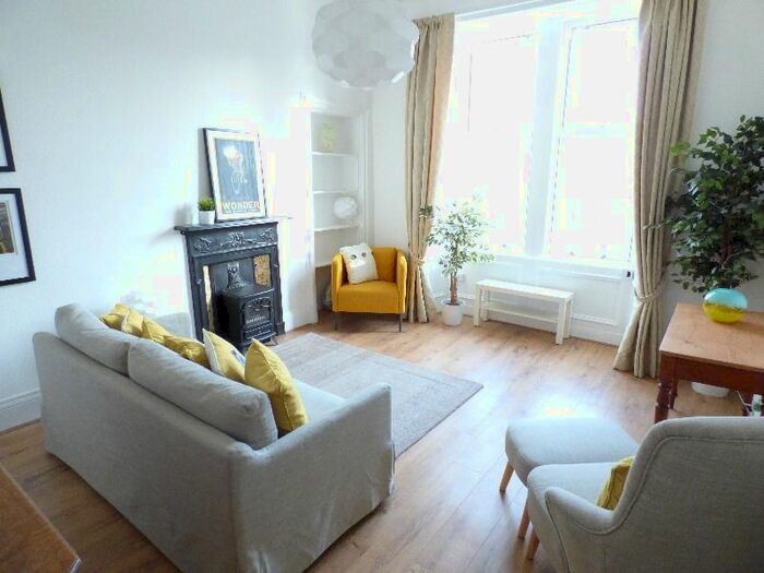 1 Bedroom Flat To Rent In Morningside Road, Morningside, Edinburgh EH10