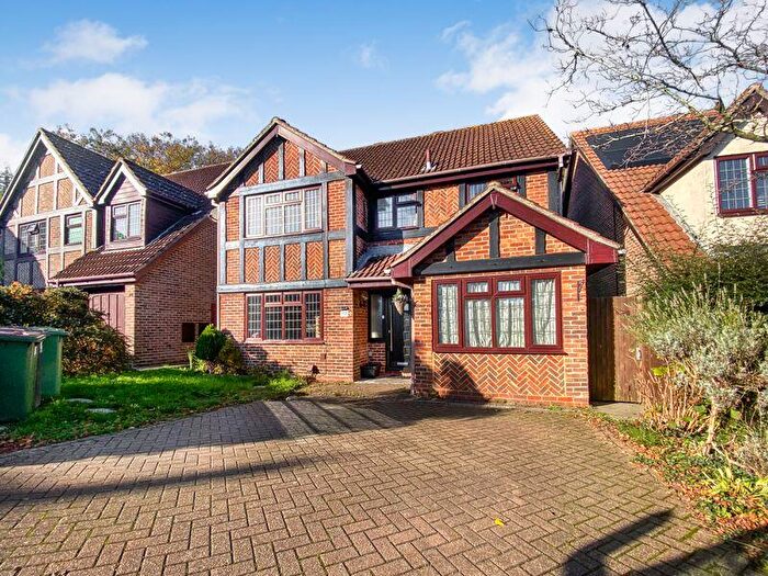 4 Bedroom Detached House For Sale In Beattie Rise, Grange Park, Hedge End, SO30