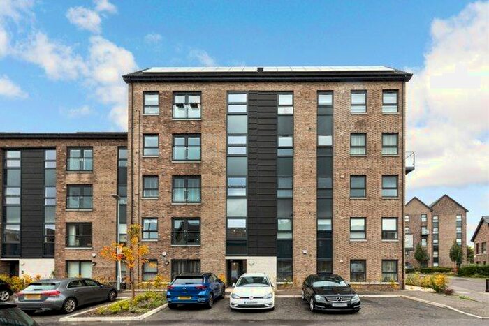 1 Bedroom Flat To Rent In Riverford Court, Glasgow, G43