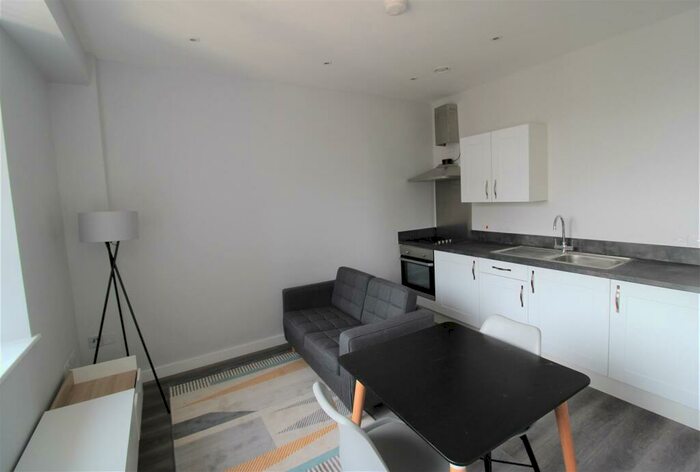 Apartment To Rent In Crosby Gardens, Crosby Road North, Waterloo, Liverpool, L22