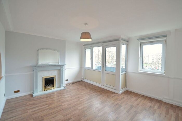 3 Bedroom Flat For Sale In Jamaica Road, Bromfield Court Jamaica Road, SE16