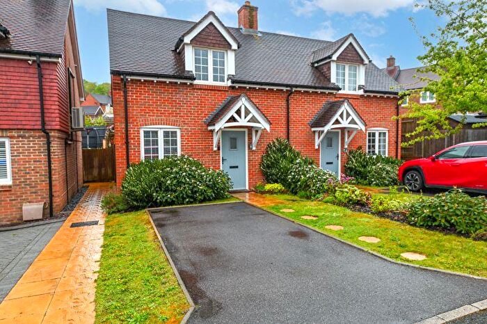 1 Bedroom Semi-Detached House For Sale In Millers Fields, Horndean, PO8