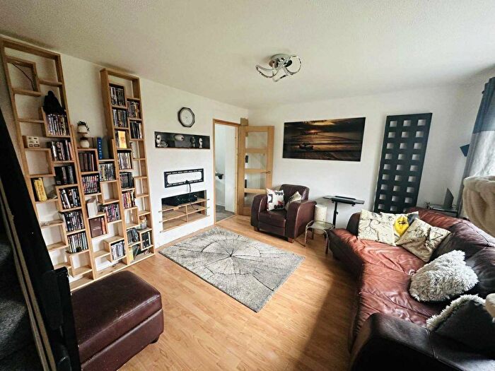 2 Bedroom Semi-Detached House For Sale In Rosedale Gardens, Thatcham, RG19