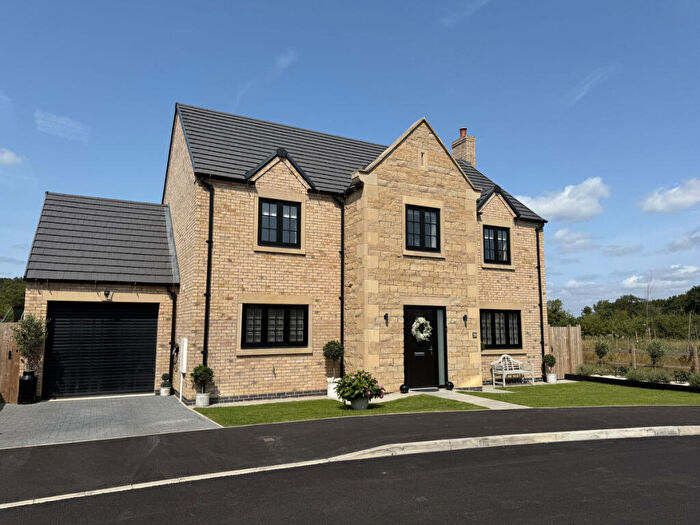 4 Bedroom Detached House For Sale In Mulberry Grove Shirland, Derbyshire, DE55