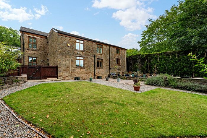 4 Bedroom Detached House For Sale In Wilderswood, Horwich, Bolton, BL6