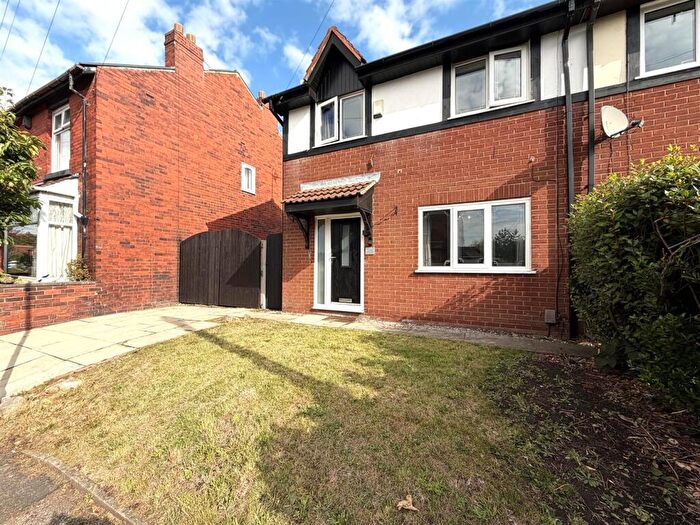 2 Bedroom House For Sale In Peel Street, Westhoughton, Bolton, BL5