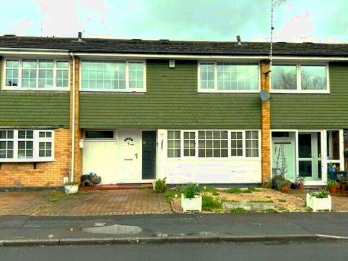 3 Bedroom Terraced House To Rent In Langtons Meadow, Slough, SL2