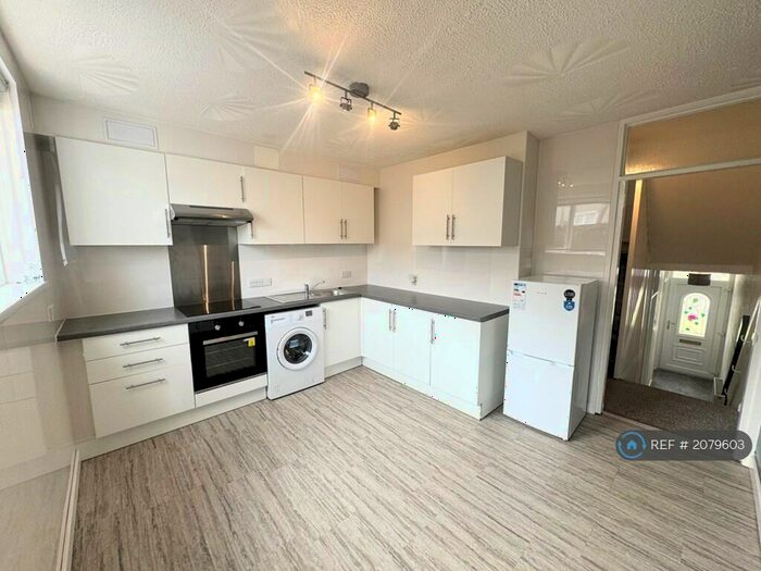 2 Bedroom Terraced House To Rent In Drygrange Road, Glasgow, G33
