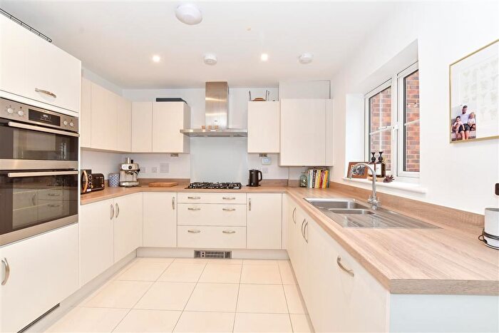 4 Bedroom Semi-Detached House For Sale In Ash Way, Headcorn, Ashford, Kent, TN27