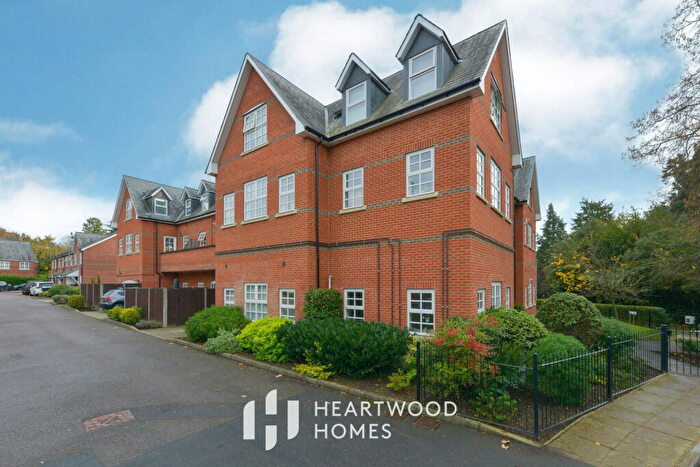 2 Bedroom Apartment For Sale In Goldring Court, Goldring Way, London Colney, St. Albans, AL2