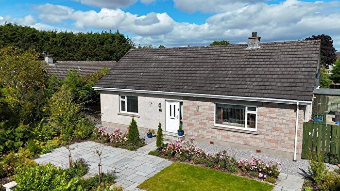 3 Bedroom Bungalow For Sale In Old Edinburgh Road, Inverness, IV2