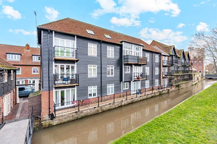 1 Bedroom Apartment For Sale In Pound Lane, Canterbury, CT1