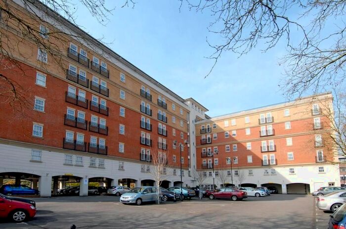 3 Bedroom Flat To Rent In Kings Lodge, Pembroke Road, Ruislip, HA4