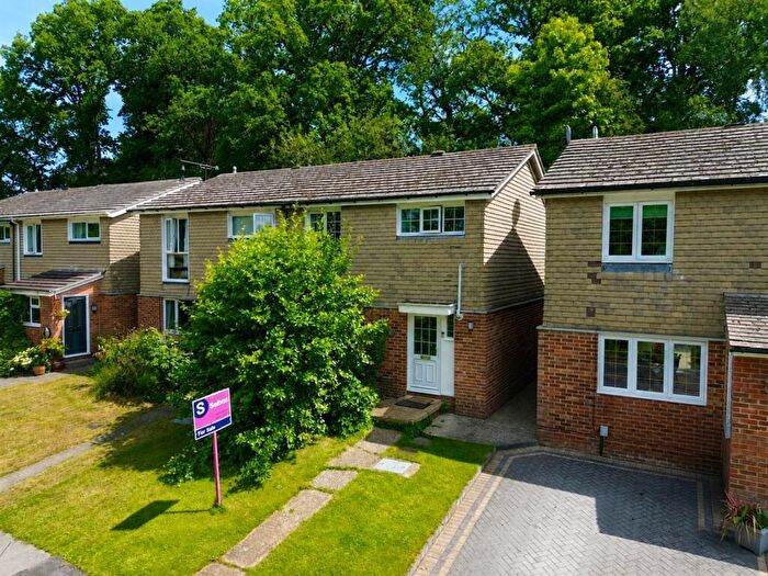 3 Bedroom Semi-Detached House For Sale In Lea Springs, Fleet, GU51