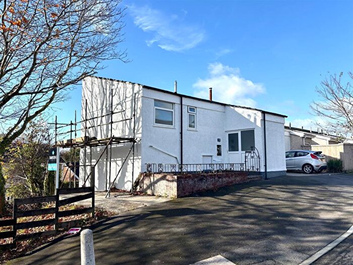 2 Bedroom End Of Terrace House For Sale In Oak Ridge, Sketty Park, Swansea, SA2