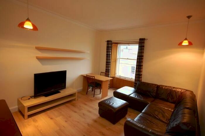 1 Bedroom Flat To Rent In Montrose Terrace, Edinburgh, EH7