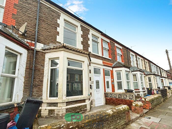 2 Bedroom Flat To Rent In Inverness Place, Cardiff, CF24