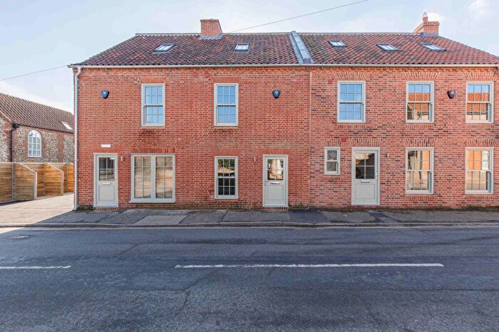 1 Bedroom Duplex For Sale In Chain Free Duplex Apartment In The Centre Of Burnham Market, PE31