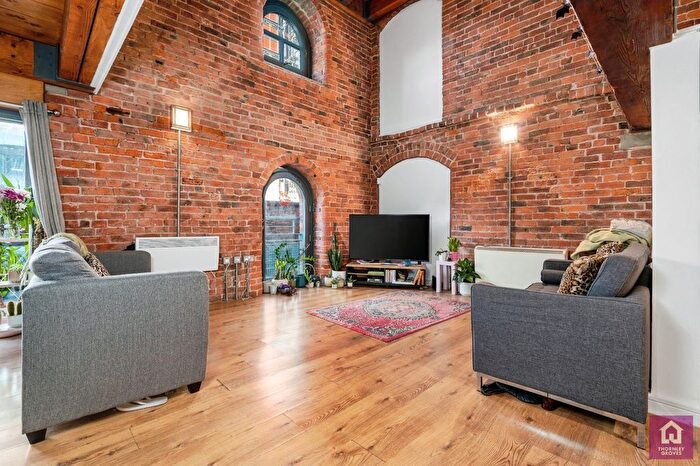 3 Bedroom Flat For Sale In Jacksons Warehouse, Tariff Street, Northern Quarter, Manchester City Centre, M1