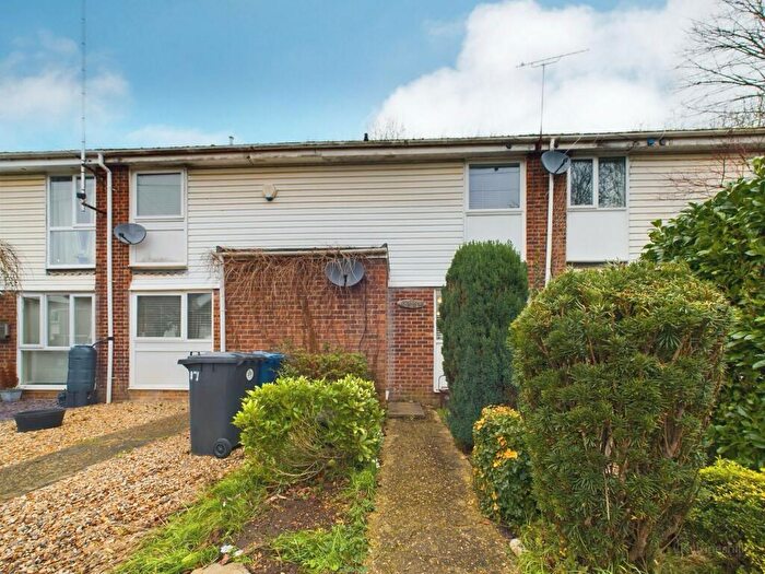 3 Bedroom Terraced House To Rent In The Chase, Marlow, Buckinghamshire, SL7