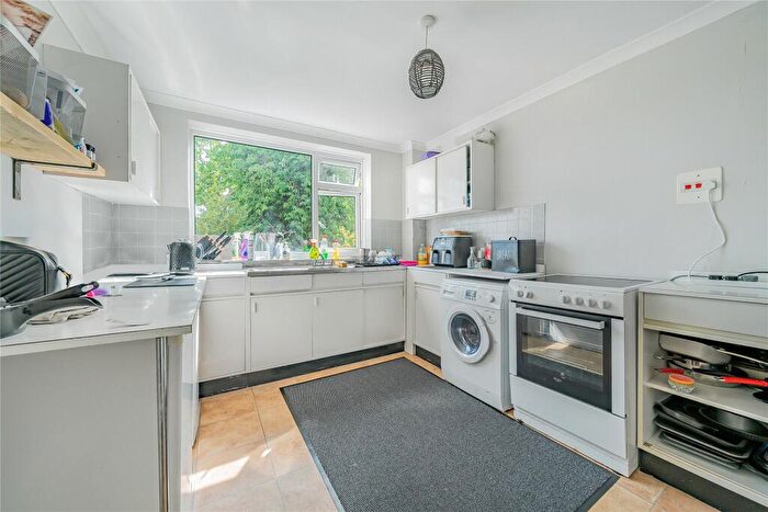 2 Bedroom Flat For Sale In Clarence House, Queens Road, Hersham, KT12