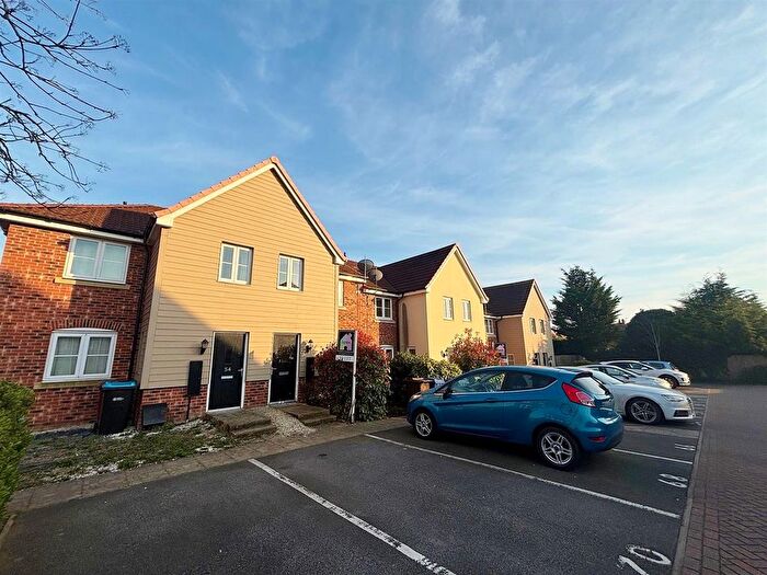 2 Bedroom Terraced House To Rent In Elston Avenue, Selby, YO8