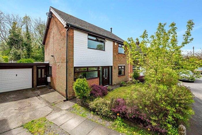 4 Bedroom Detached House For Sale In The Coppice, Bradshaw, Bolton, BL2