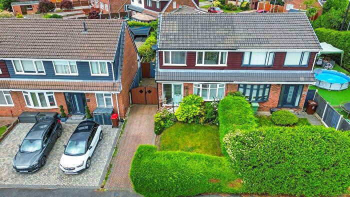 3 Bedroom Semi-Detached House For Sale In Hamilton Road, Ashton-In-Makerfield, WN4