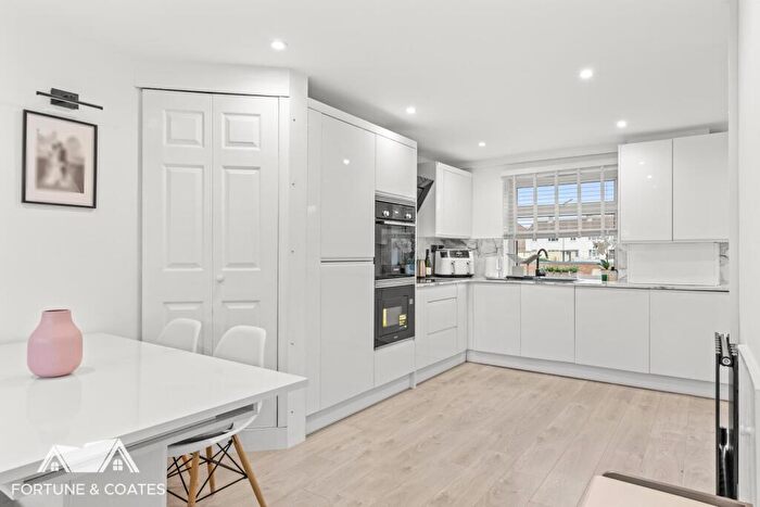3 Bedroom Terraced House For Sale In Jerounds, Harlow, CM19