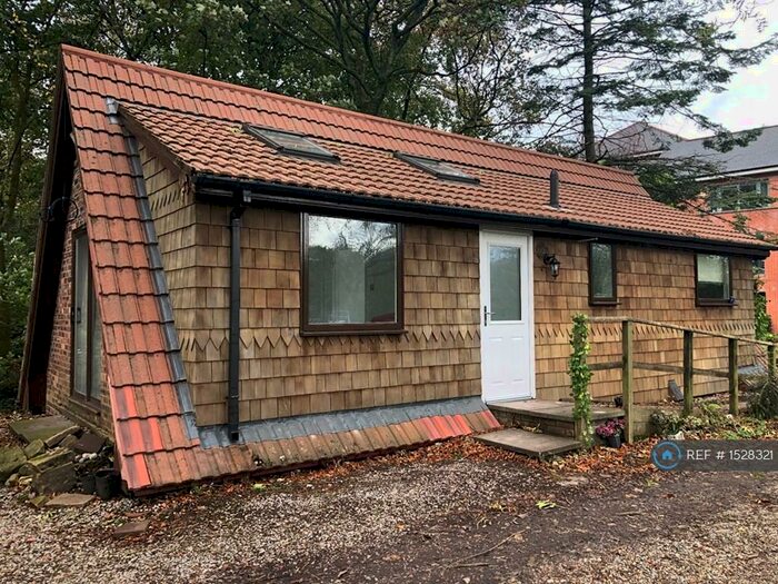 2 Bedroom Bungalow To Rent In Chorley New Road, Bolton, BL1