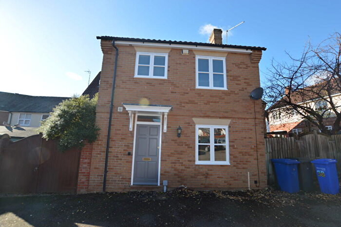 3 Bedroom Detached House To Rent In Corsbie Close, Bury St. Edmunds, IP33