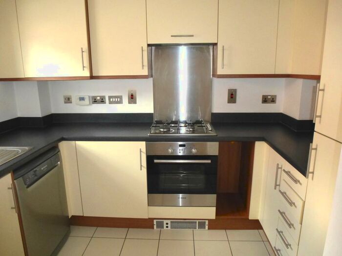 2 Bedroom Apartment To Rent In North Dean, Maidenhead, SL6