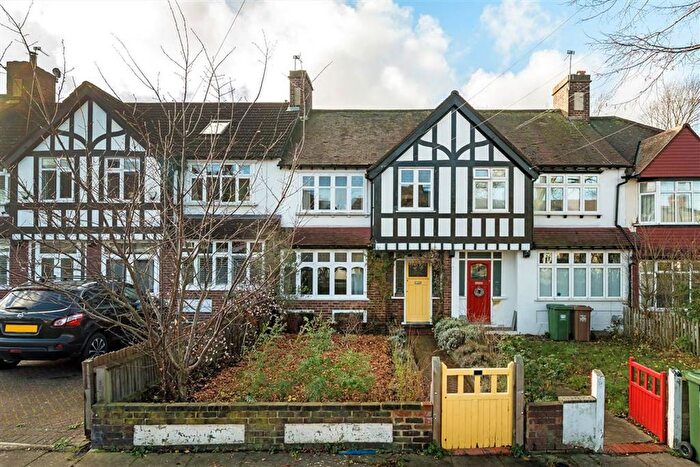 3 Bedroom Terraced House For Sale In Milborough Crescent, Lee, SE12