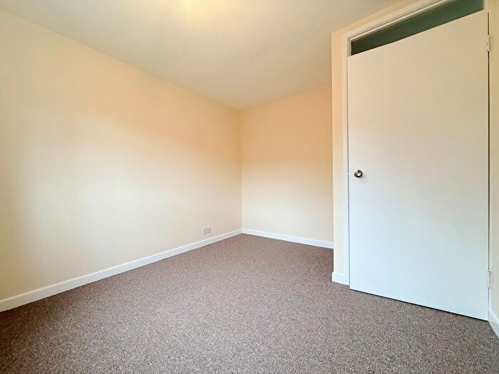 1 Bedroom Maisonette To Rent In Yew Grove, Welwyn Garden City, AL7