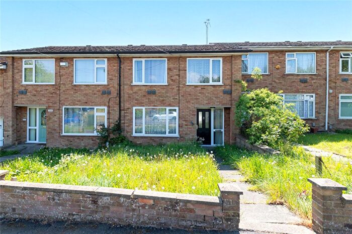 4 Bedroom Terraced House For Sale In Crawley Green Road, Luton, Bedfordshire, LU2
