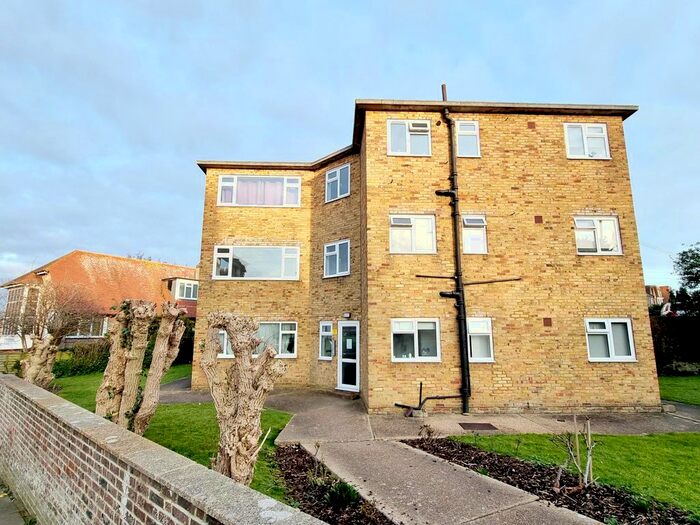 Studio To Rent In Tutts Barn Lane, Eastbourne, BN22