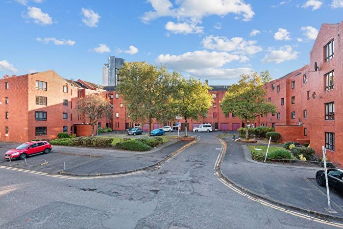 1 Bedroom Flat To Rent In New City Road, Cowcaddens, Glasgow, G4