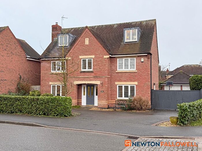 5 Bedroom Detached House For Sale In Dale Way, Fernwood, NG24