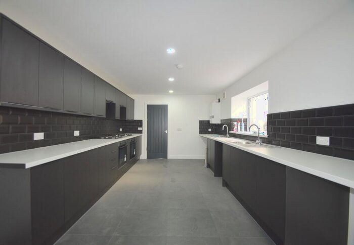 10 Bedroom House To Rent In Woodville Road, Cathays, CF24