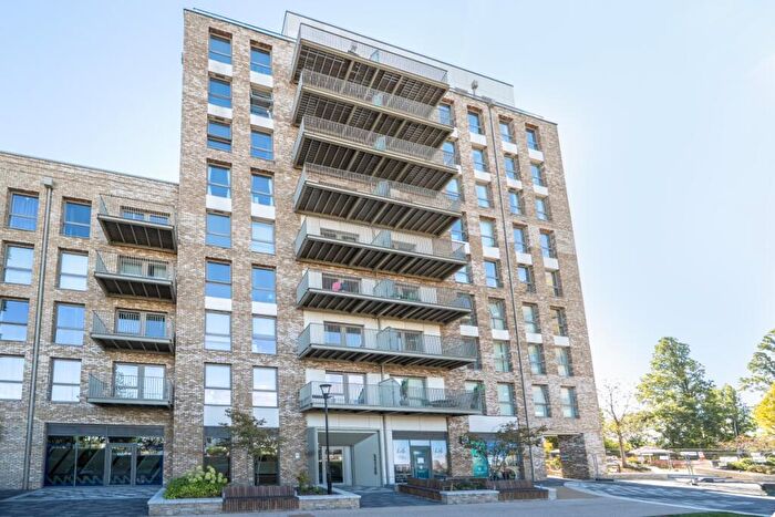 3 Bedroom Apartment To Rent In Beresford Avenue Wembley, HA0