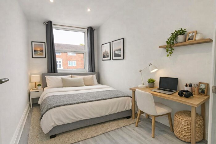 2 Bedroom Flat To Rent In East End Road, East Finchley, N2