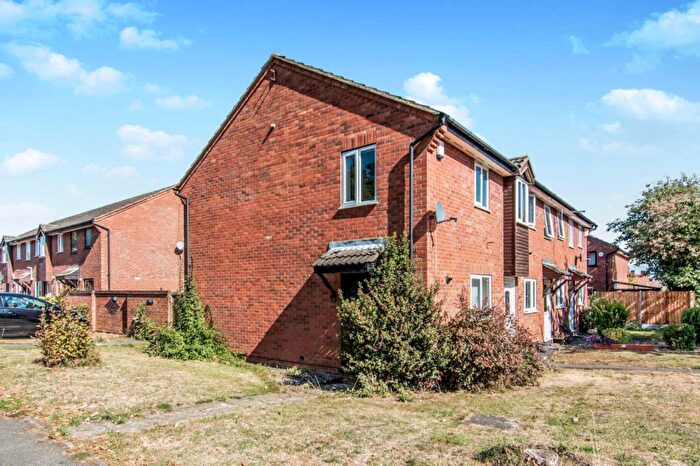 2 Bedroom End Of Terrace House To Rent In Normandy Close, Kempston, MK42