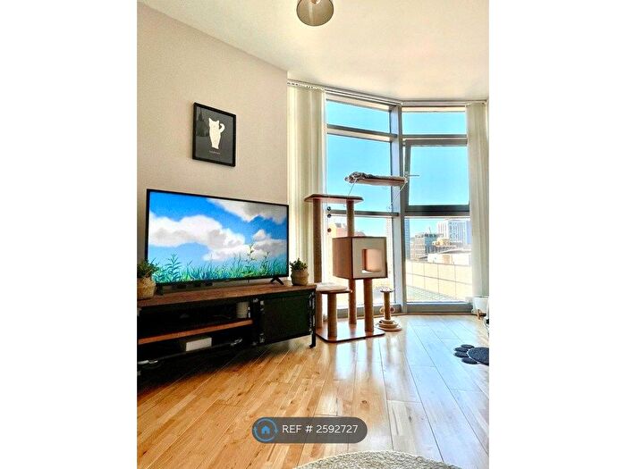 2 Bedroom Flat To Rent In Altolusso, Cardiff, CF10