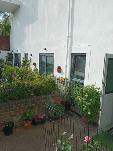 1 Bedroom Flat To Rent In Punam Apartments, Northwood, Greater London, HA6