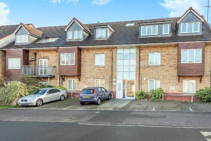 2 Bedroom Flat To Rent In Chairborough Road, Cressex Business Park, High Wycombe, HP12