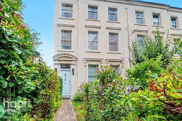 1 Bedroom Apartment For Sale In High Street, Orpington, BR5