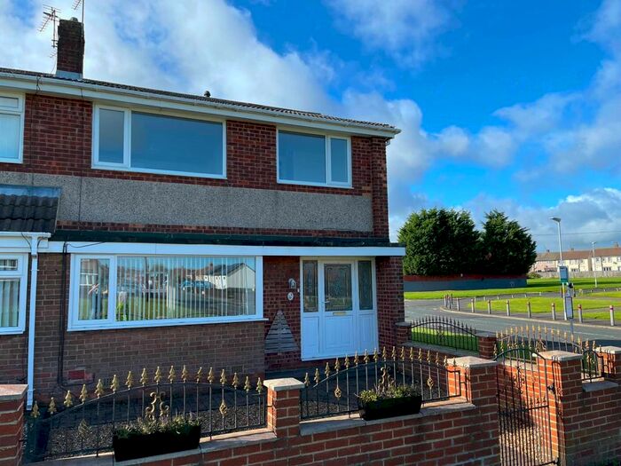 3 Bedroom Terraced House To Rent In Brierley Close, Blyth, NE24